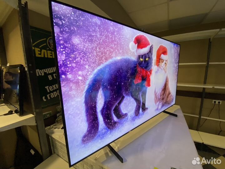 На всю стену тонкий 4К Samsung 75