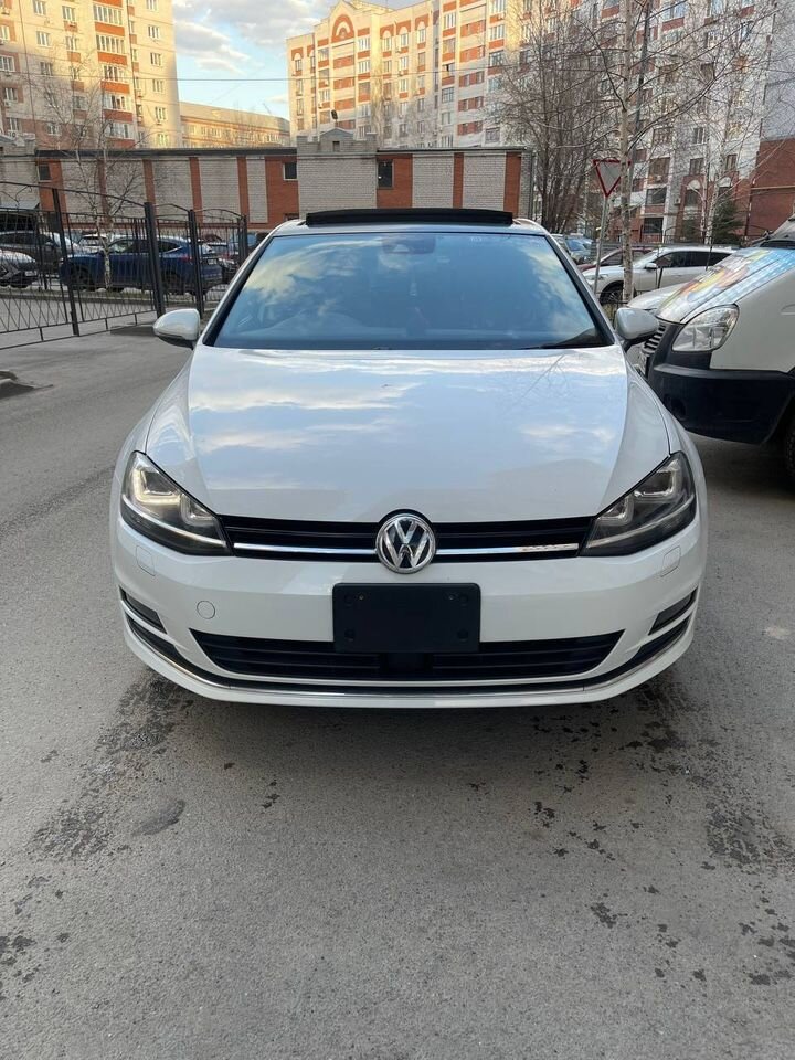 Volkswagen Golf: фото из отзыва