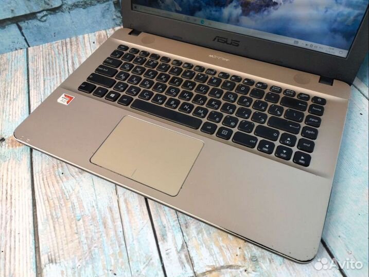 Ультрабук asus на A6-9220/ RAM 4/ SSD