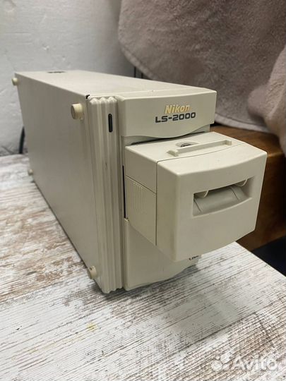 Пленочный сканер Nikon coolscan LS-2000