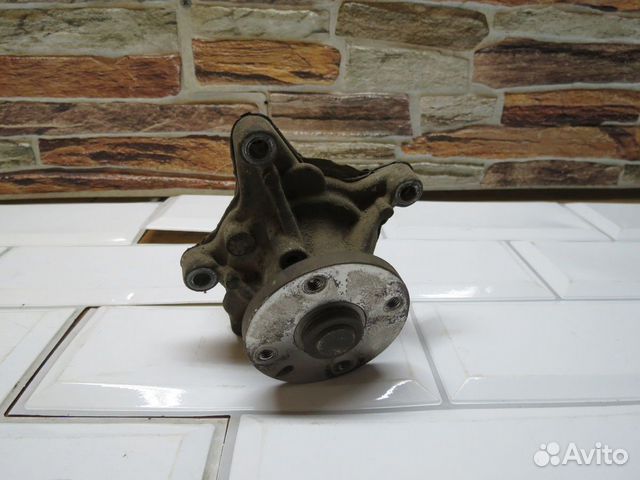 Помпа водяная Hyundai Solaris