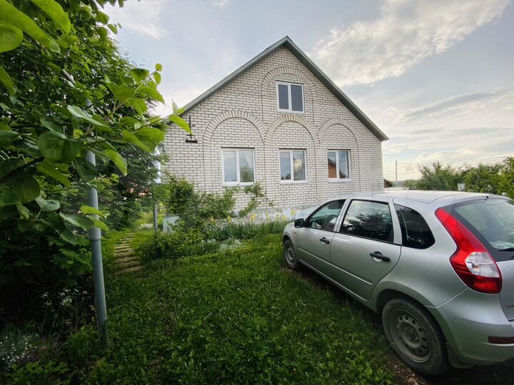 Дом 100 м² на участке 16 сот.