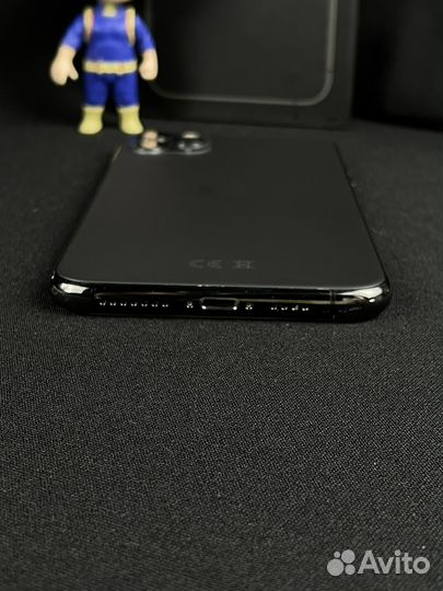 iPhone 11 Pro Max, 256 ГБ