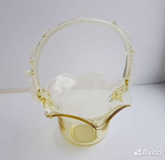 Ваза с ручкой Корзинка Конфетница Чехословакия