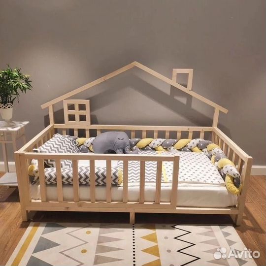 Детская кровать новая