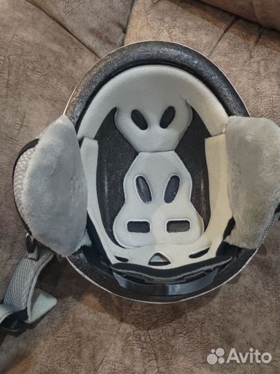 Горнолыжный шлем