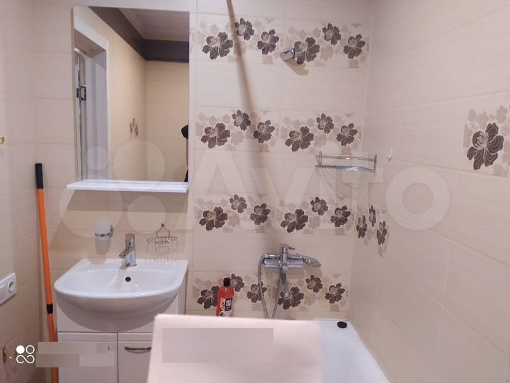 1-к. квартира, 50 м², 2/4 эт.