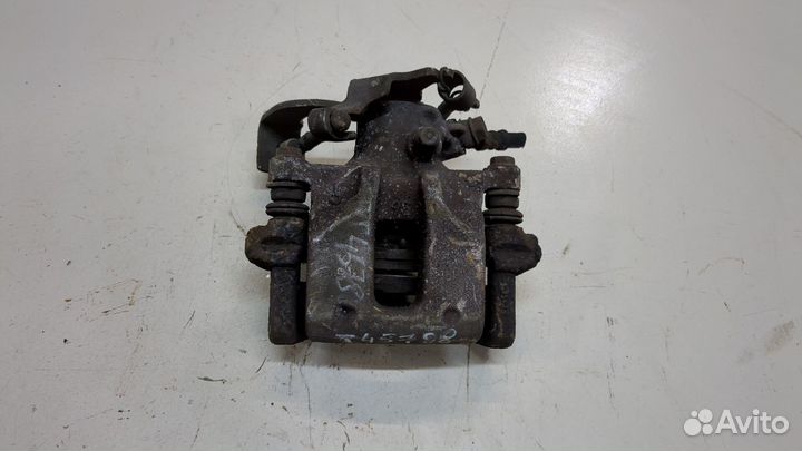 Суппорт Toyota Auris E15, 2009