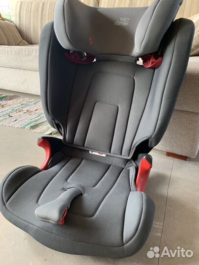 Автомобильное кресло britax romer kidfix
