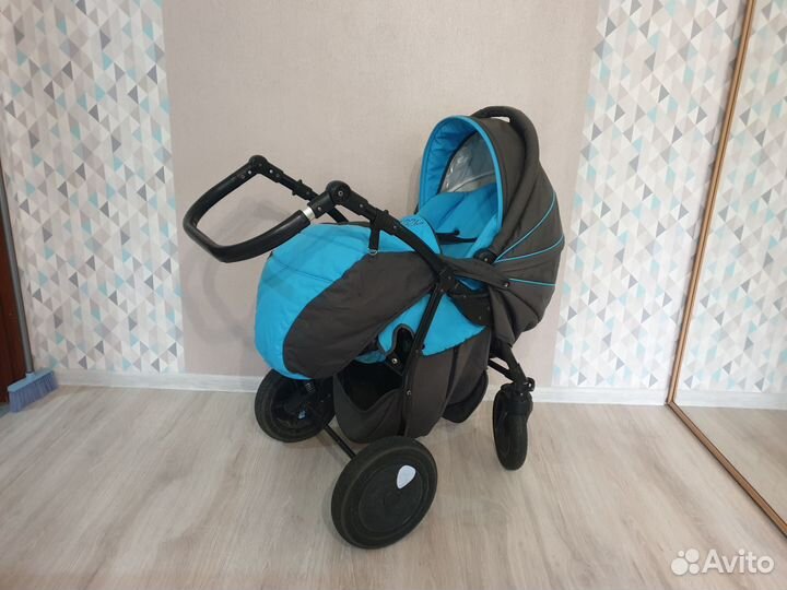 Коляска 3 в 1 zippi tutis