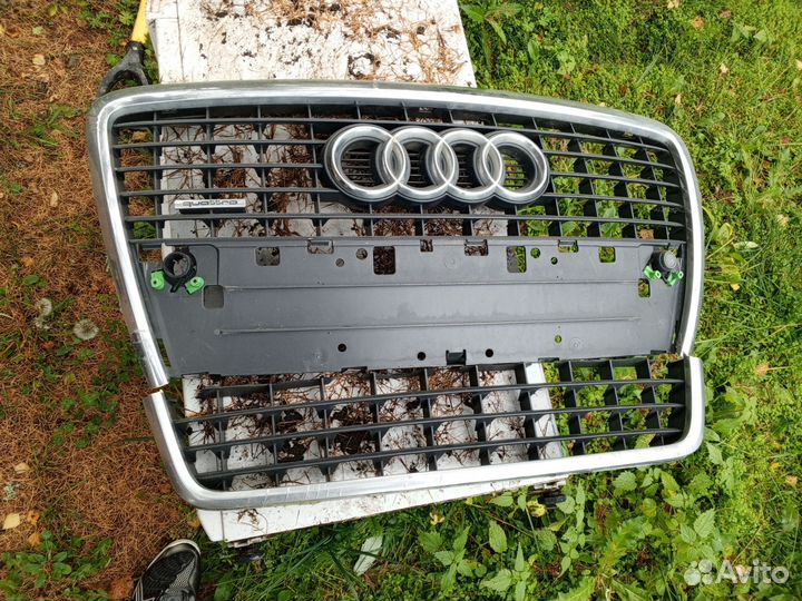 Решетка радиатора Ауди а8 д3