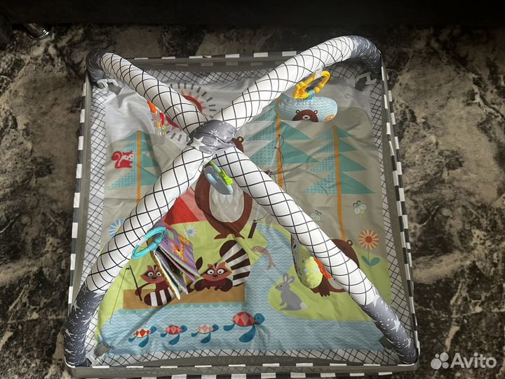 Развивающий коврик Дуга с игрушками