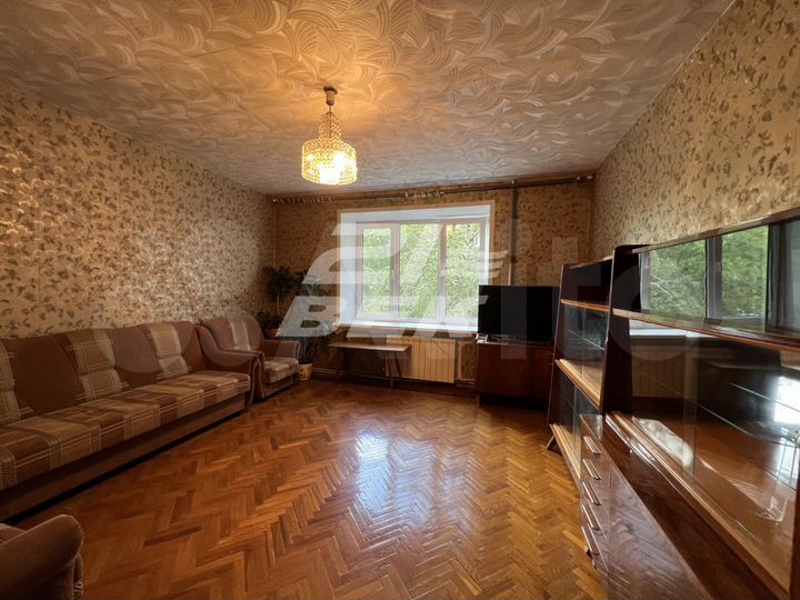 3-к. квартира, 102,4 м², 1/9 эт.