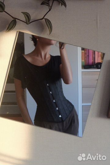 Корсет винтаж черный