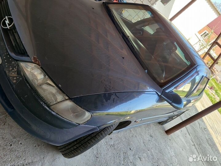 Opel Vectra 1.8 AT, 2001, битый, 309 086 км