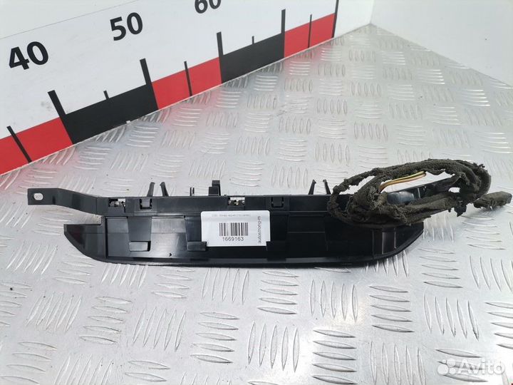 Стоп-сигнал Opel Vectra B 1998 90507056