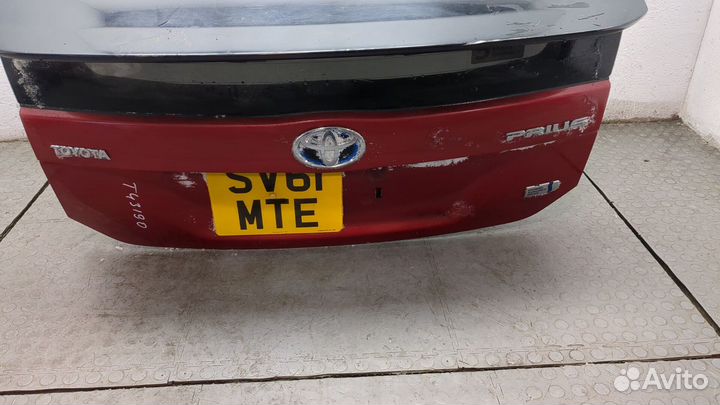 Крышка багажника Toyota Prius, 2011