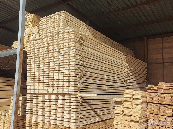 Продажа обрезной доски из ели 25х100х6 в Ростове