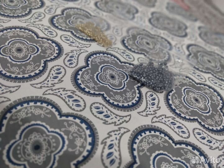 Купила бисер в итоге и не использовала