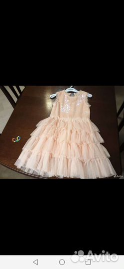 Платье на девочку 134