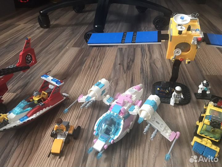 Продаются наборы лего конструктор