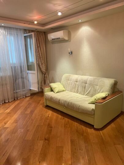 2-к. квартира, 54 м², 2/17 эт.