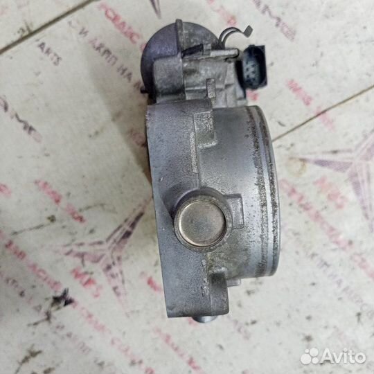 Дроссель Mercedes E-Class W211 M112.949 2002