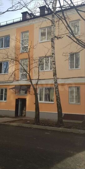 Комната 13 м² в 6-к., 2/3 эт.