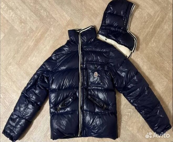 Пуховик moncler