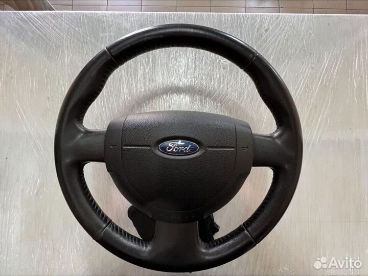 Руль на Ford Fusion