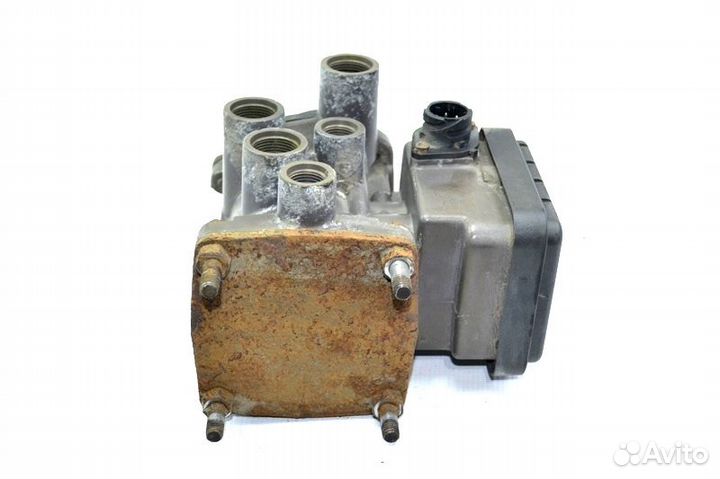 Кран управления тормозами прицепа renault trucks P