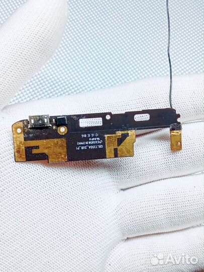 Highscreen Tasty. Нижняя плата зарядки. Оригинал