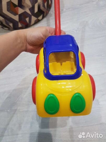 Развивающий автомобиль машинка с ручкой