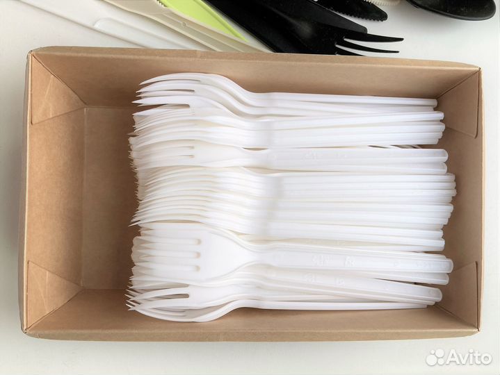 Новые одноразовые вилки 80 шт Стаканы и приборы