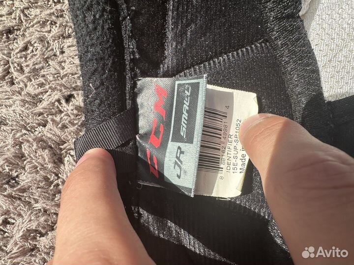 Нагрудник хоккейный ccm