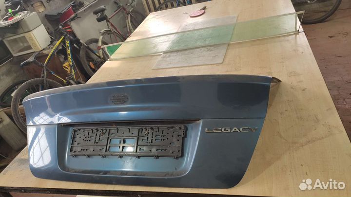 Subaru legacy крыло