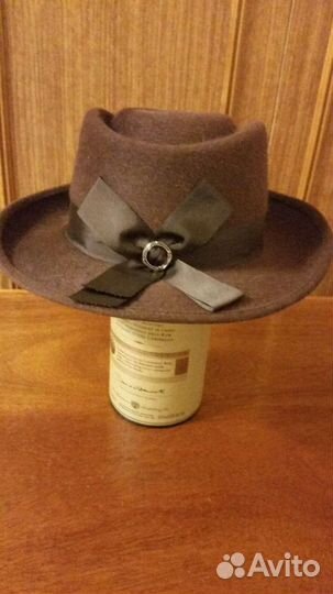 Шляпка фетровая