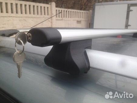 Багажник на рейлинги аэродинамический с замками