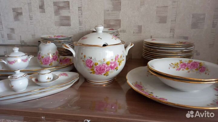 Набор столовой посуды