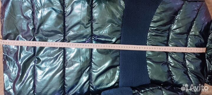 Продам зимние пальто для девочки