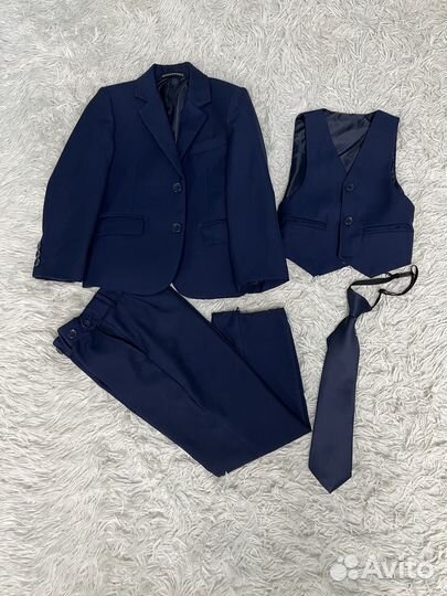 Костюм тройка для мальчика 98-110
