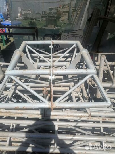 Готовая ферма для сценического оборудования