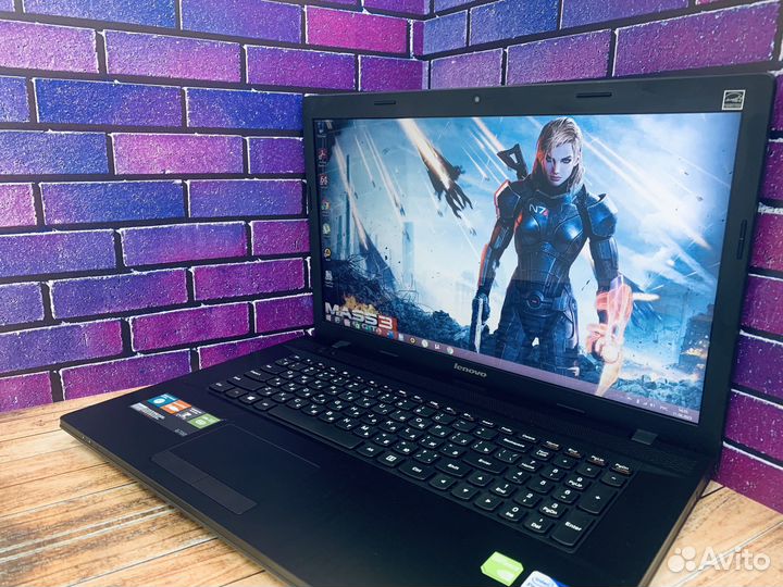 Огромный игровой ноутбук Lenovo 17.3 GeForce 6Gb