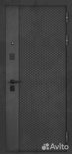 Железная дверь с зеркалом