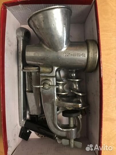 Мясорубка, соковыжималка ручная механическая