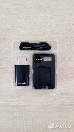 Зарядное устройство для фотокамер Sony NP-FW50