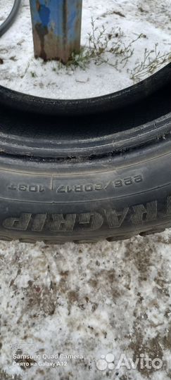 Goodyear EfficientGrip SUV 4x4 225/60 R17