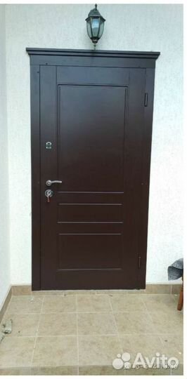 Двери входные в дом, квартиру 071