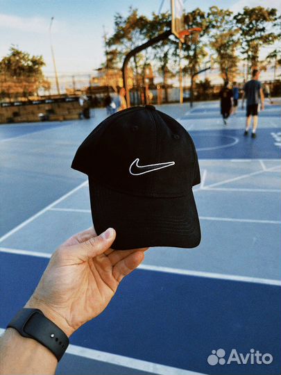 Кепка бейсболка Nike Swoosh 