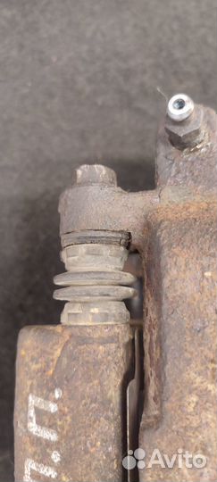 Передний правый суппорт Chery Tiggo 5